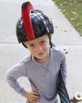 BELL kaciga - SKULL HAWK - crna/crvena