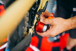 UNIOR skidač donjeg nosača - REMOWER BSA30 - crvena