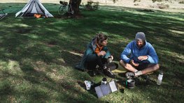 KNOG PWR banka - PWR SOLAR - crna