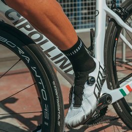 ALÉ čarape klasične - LOGO Q-SKIN  - bijela/crna